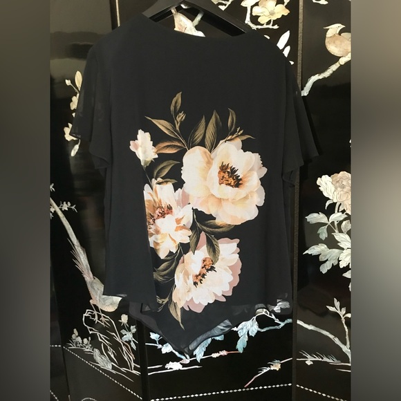 NWT Black top with sheer flowers layered with black cami .sleeves sheer black. - Picture 3 of 4